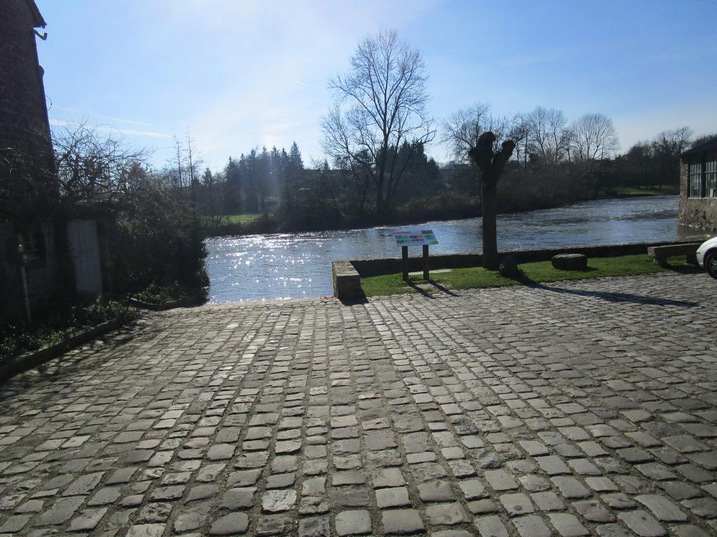 Gite Le Bourgneuf Fresnay-sur-Sarthe Exteriér fotografie